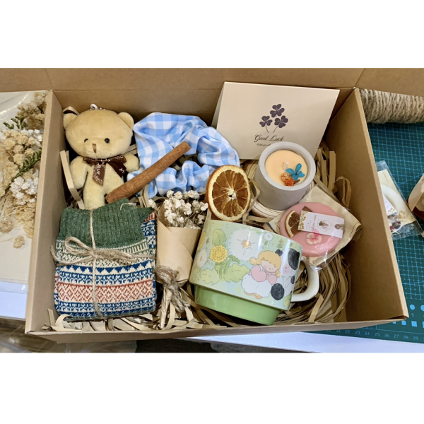 Set quà Ly sứ Hạnh phúc Xanh Mix