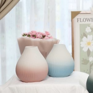 Alternative view of Bình gốm tỏi 17cm