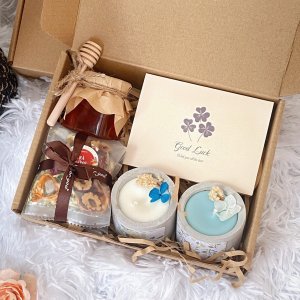 Set quà Mật ong và nến thơm 9