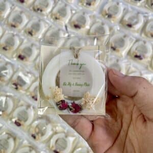 Alternative view of Quà tặng sáp thơm tròn cho khách mời